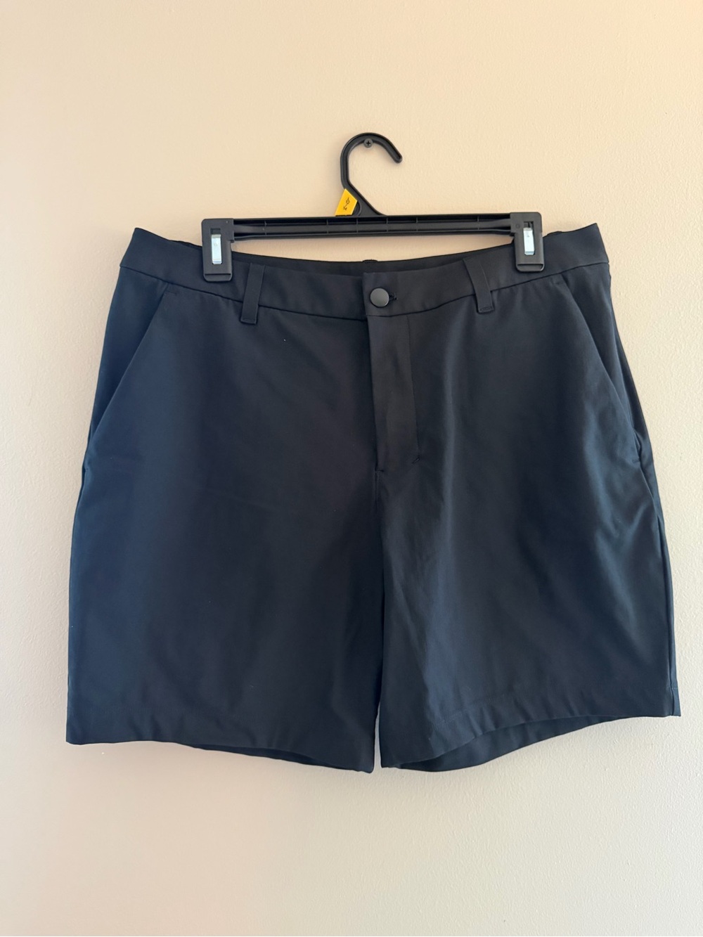 lululemon athletica Men's Black Flat-Front Performance Shorts